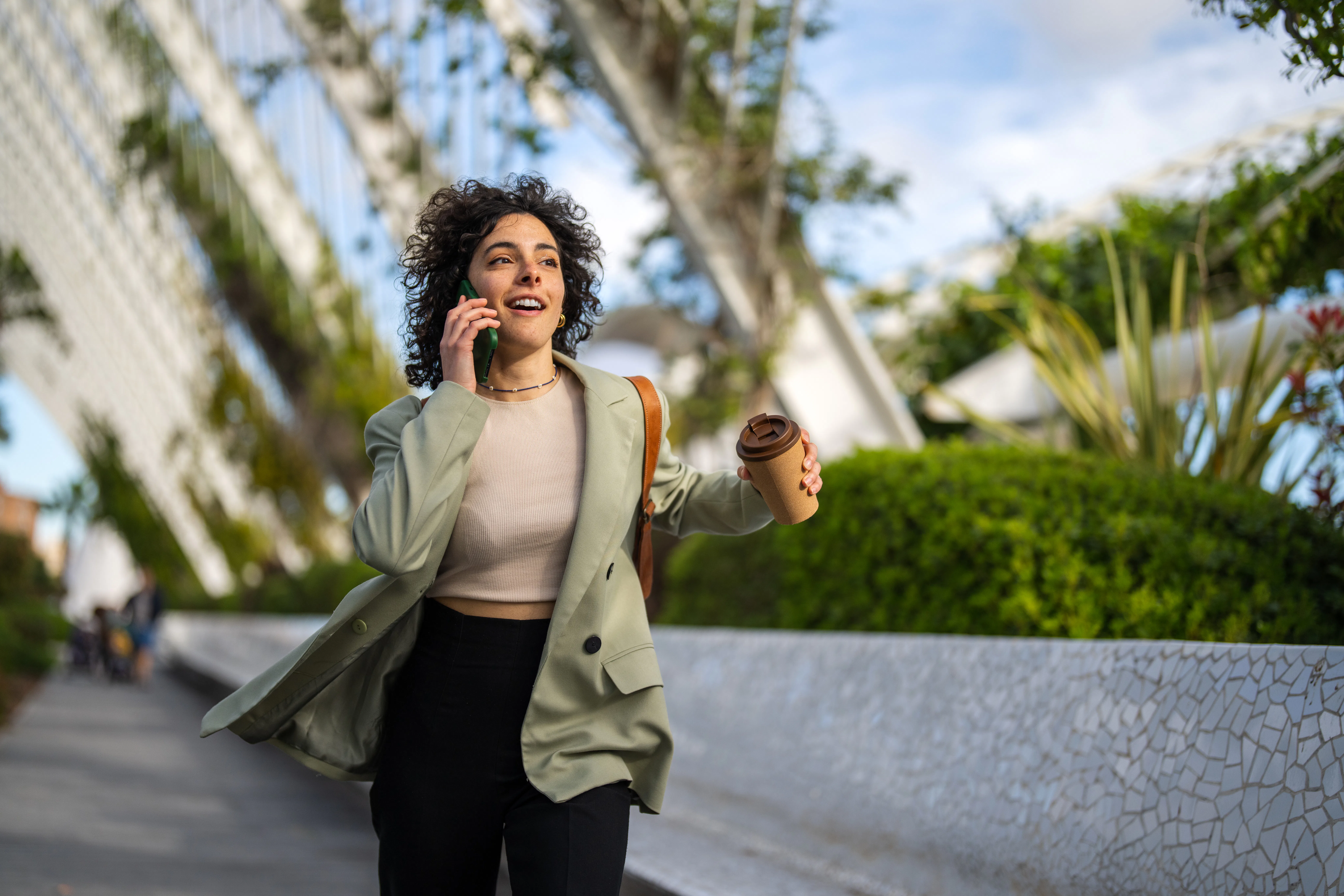 A Therapist Explains How To Snap Out Of "Urgency Mode"