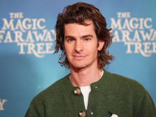 Andrew Garfield spoke about his recent love for the 'Harry Potter' movies despite opposing author J....