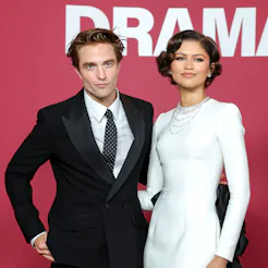 Are Zendaya & Robert Pattinson's Astrologically Compatible?