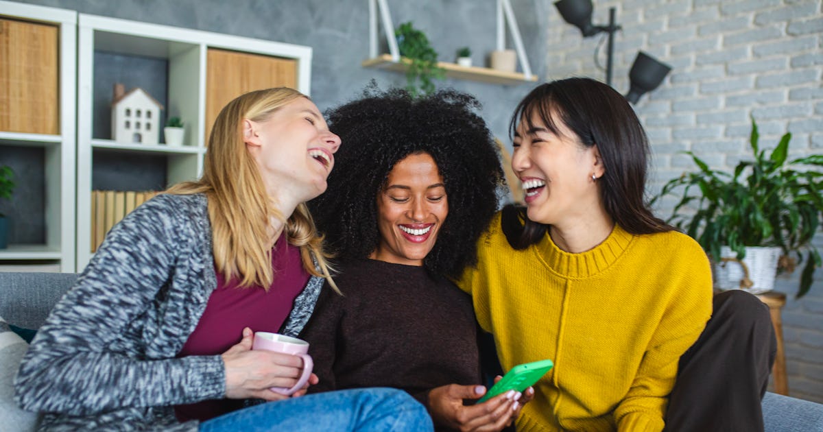 A "Memory Mining" Night With Your Friends Is A Nostalgic Way To Save Money