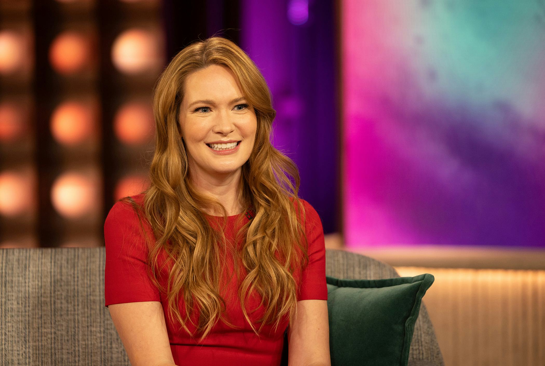 THE KELLY CLARKSON SHOW -- Episode 7I076 -- Pictured: Sarah J. Maas -- (Photo by: Weiss Eubanks/NBCU...
