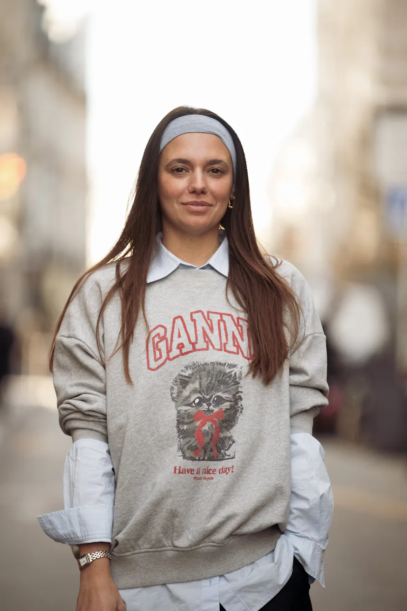 Paris Fashion Week Fall/Winter 2026/2027 Street Style '90s Accessories