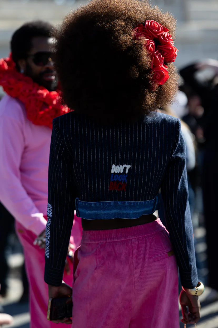 Paris Fashion Week Fall/Winter 2026/2027 Street Style '90s Accessories