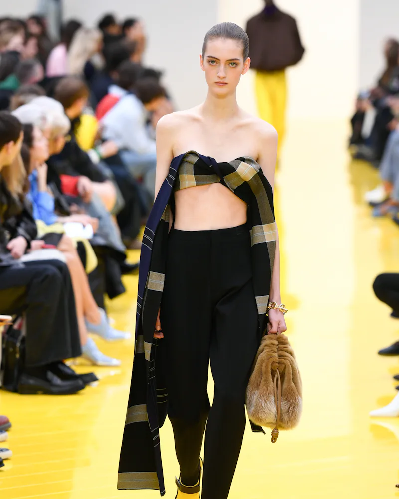 Emily Ratajkowski's Knotted Navy Cardigan