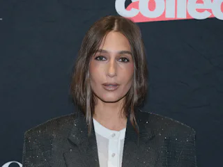 Amanda Batula posted an apology after announcing her romance with West Wilson.