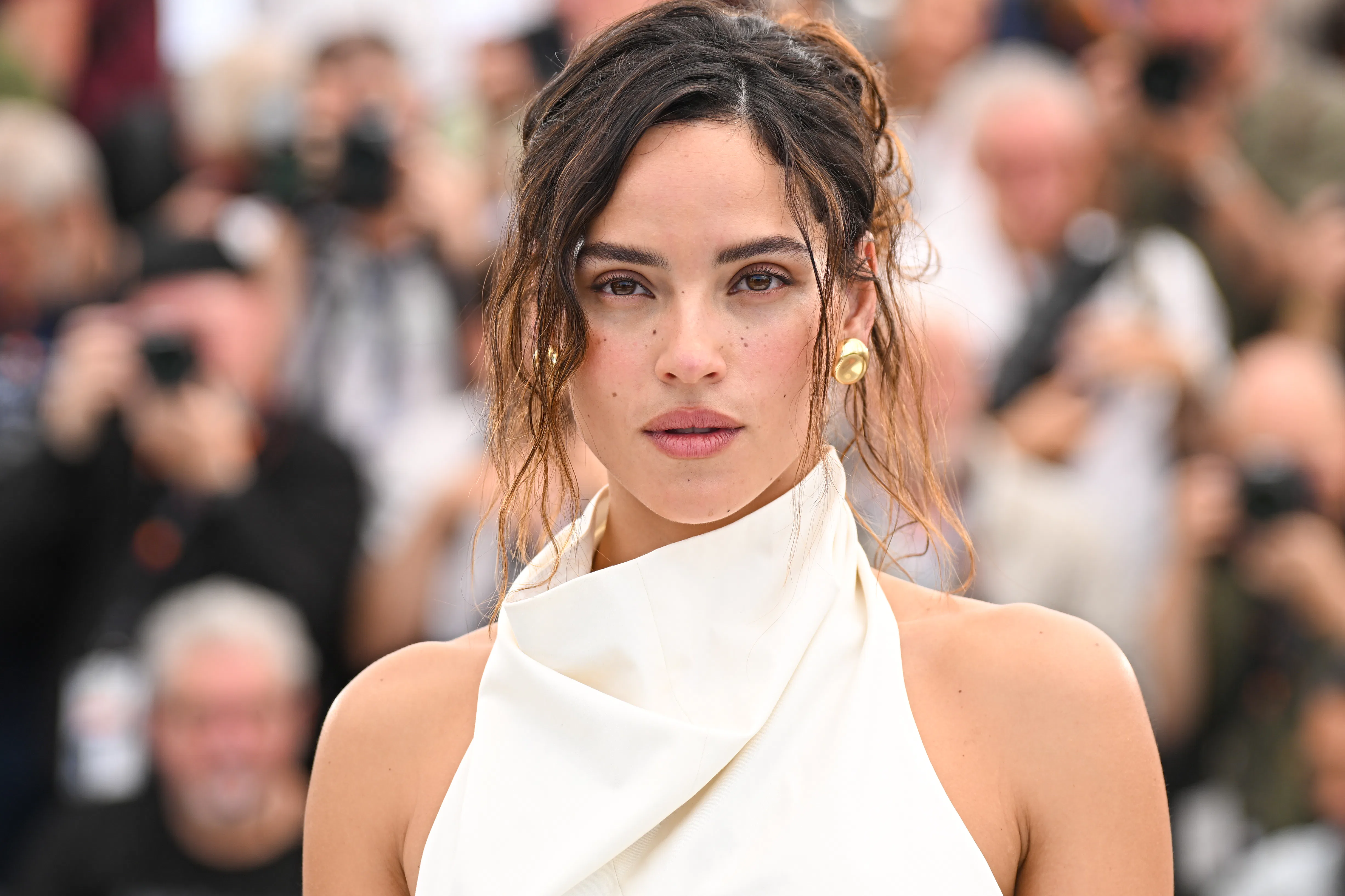 CANNES, FRANCE - MAY 19: Adria Arjona during the "Splitsville" photocall at the 78th annual Cannes F...