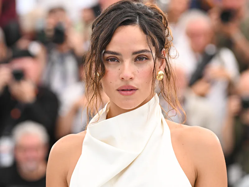 CANNES, FRANCE - MAY 19: Adria Arjona during the "Splitsville" photocall at the 78th annual Cannes F...