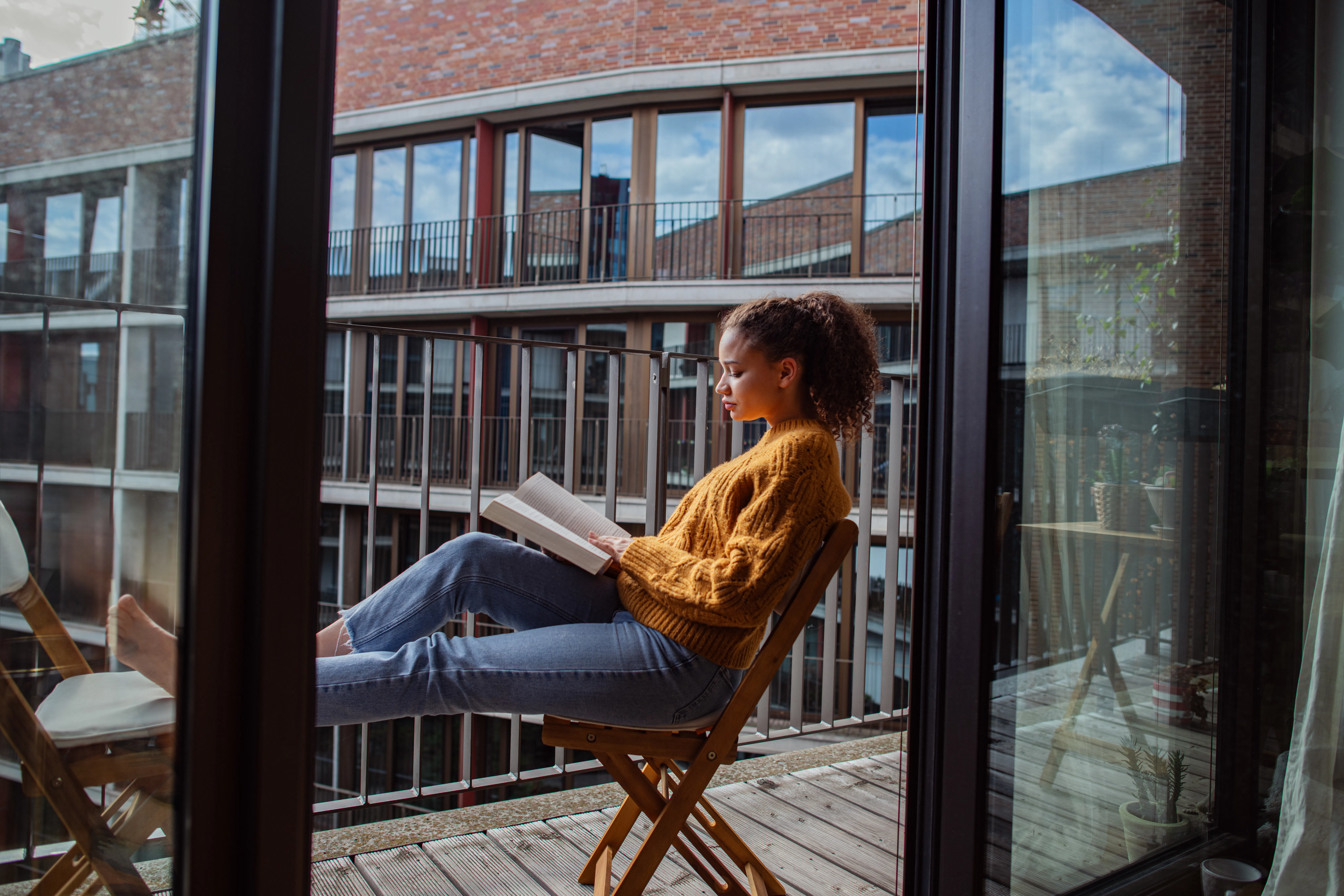 You Should Be Reading Out Loud Daily - But Not For The Reason You Think