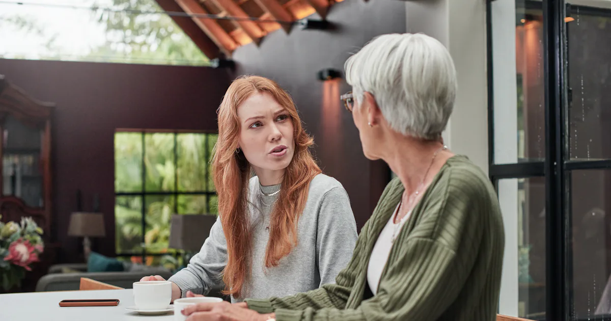 What To Say When Someone Comments On Your Body, According To Therapists