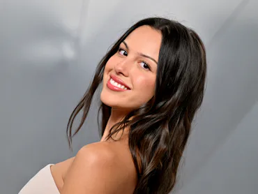 LOS ANGELES, CALIFORNIA - MARCH 15: Olivia Rodrigo attends the 2026 Vanity Fair Oscar Party hosted b...