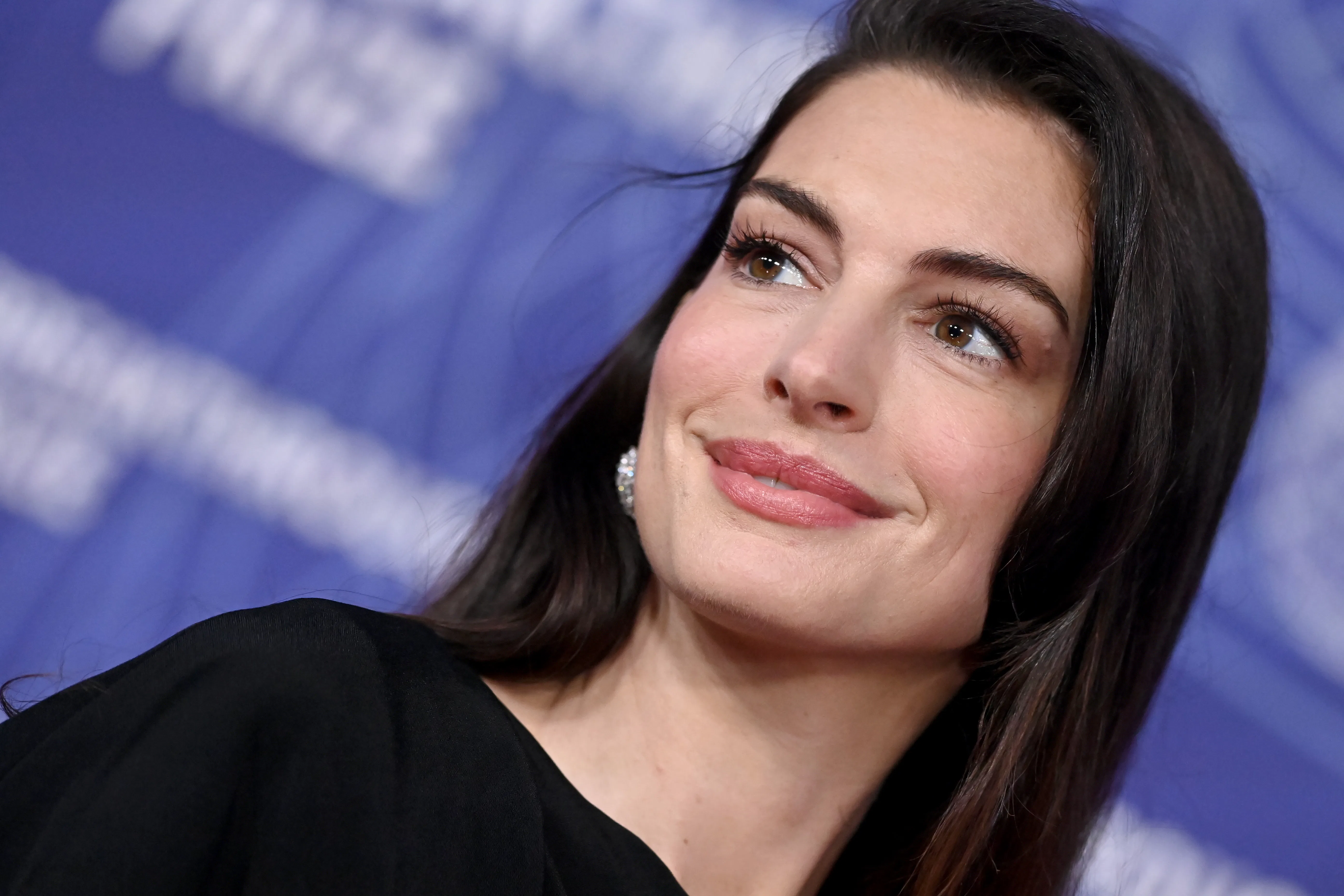 SANTA MONICA, CALIFORNIA - APRIL 18: Anne Hathaway attends the 12th Breakthrough Prize Ceremony at B...