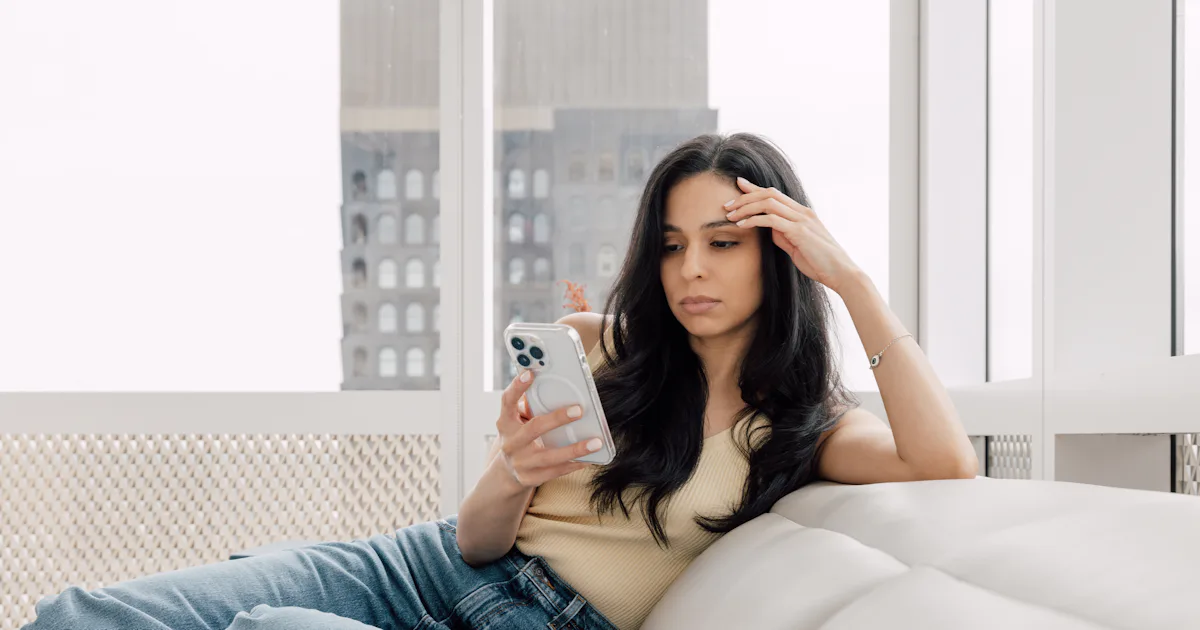 Crickets In The Family Group Chat? You Might Be Dealing With "Sibling Drift"