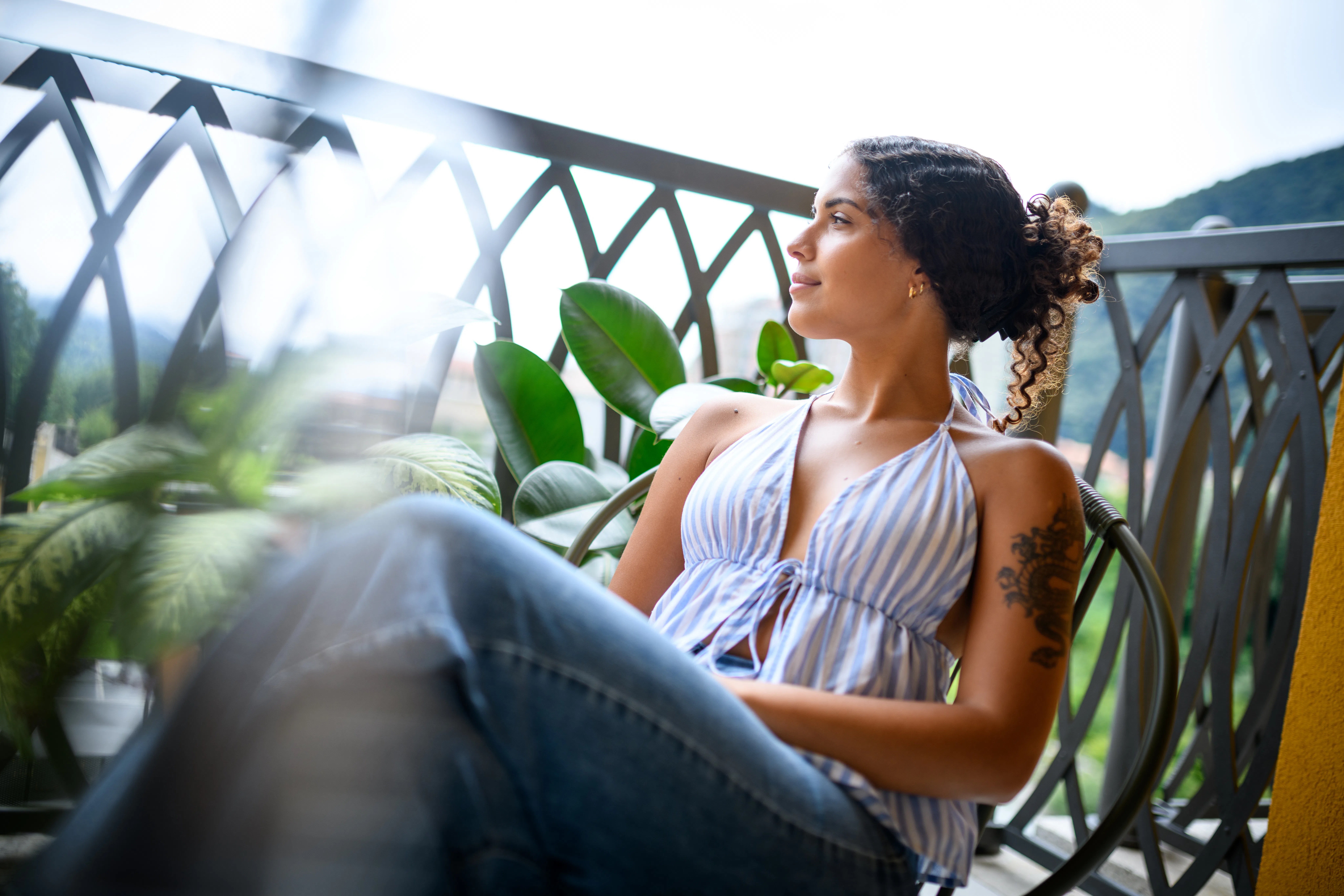 Here's How To Actually Feel Rich - & It Has Nothing To Do With Money