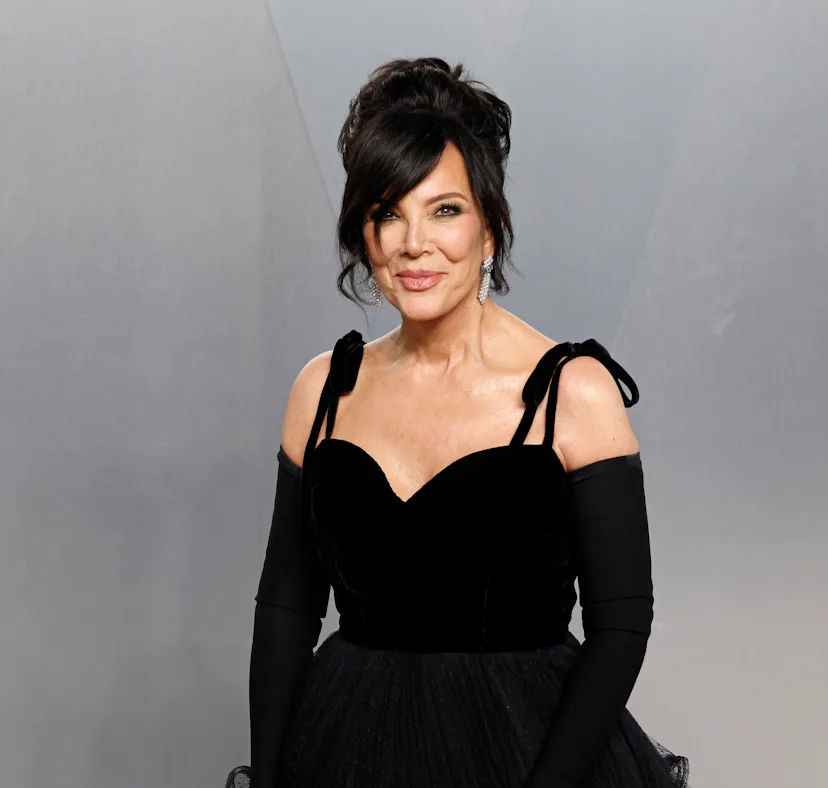 Kris Jenner shut down rumors she's unhappy with her facelift.