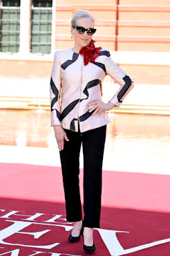 LONDON, ENGLAND - APRIL 24: Meryl Streep attends "The Devil Wears Prada 2" Photocall at the V&A Sout...