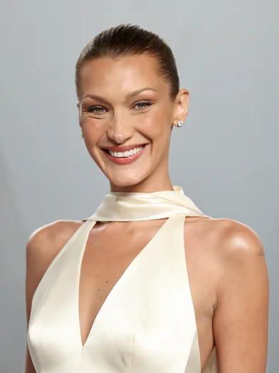 LOS ANGELES, CALIFORNIA - MARCH 15: Bella Hadid attends the 2026 Vanity Fair Oscar Party Hosted By M...