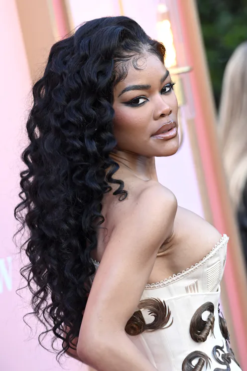 Teyana Taylor's Slip Dress For 'The Roast Of Kevin Hart'