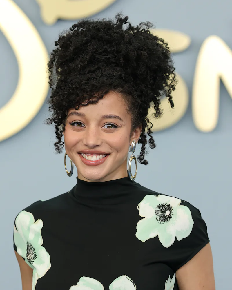 Chase Infiniti at the 2026 Disney Upfront with a natural wash and go updo