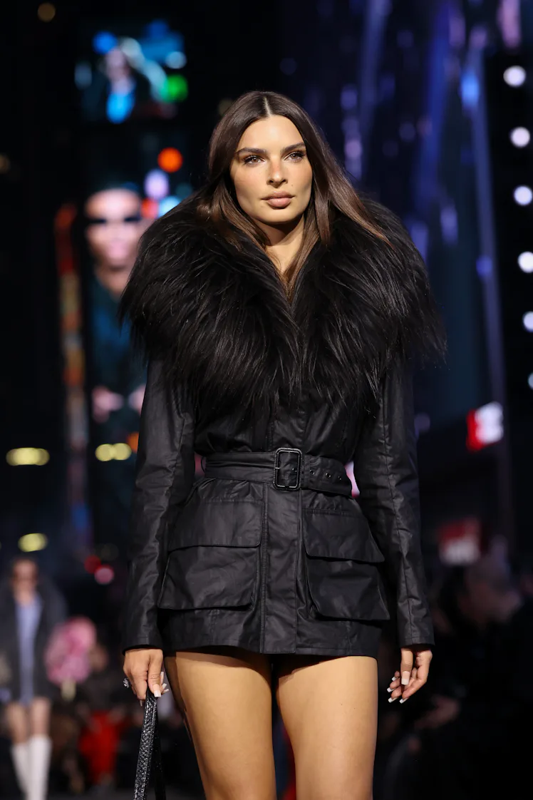 NEW YORK, NEW YORK - MAY 16: Emily Ratajkowski walks the runway for the GucciCore Fashion Show on Ma...