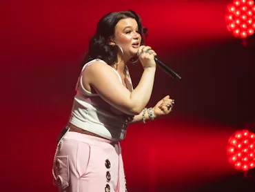 AUSTIN, TEXAS - MARCH 12: Lola Young performs at Lola Young presented by Rolling Stone Future Of Mus...