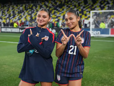 Q&A with Gisele Thompson and Alyssa Thompson.