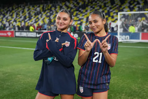 Q&A with Gisele Thompson and Alyssa Thompson.