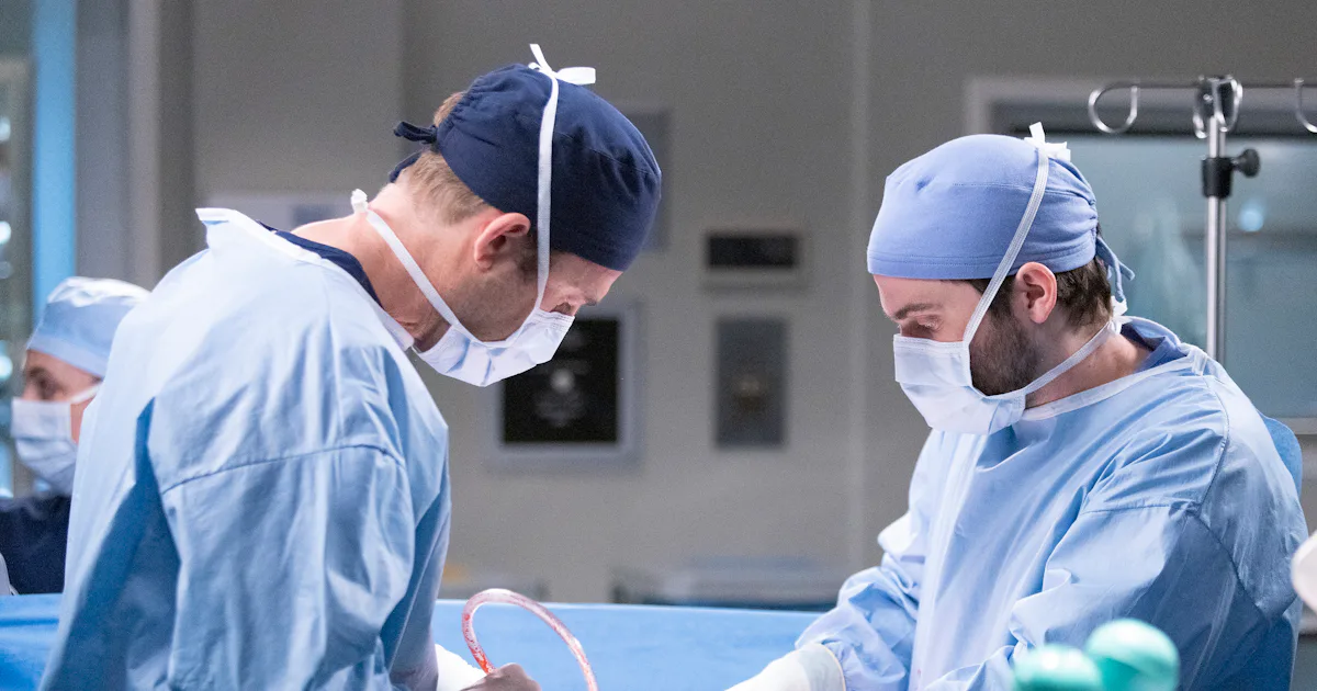 The 'Grey's Anatomy' Texas Spinoff Needs To Bring Back This Beloved Doc