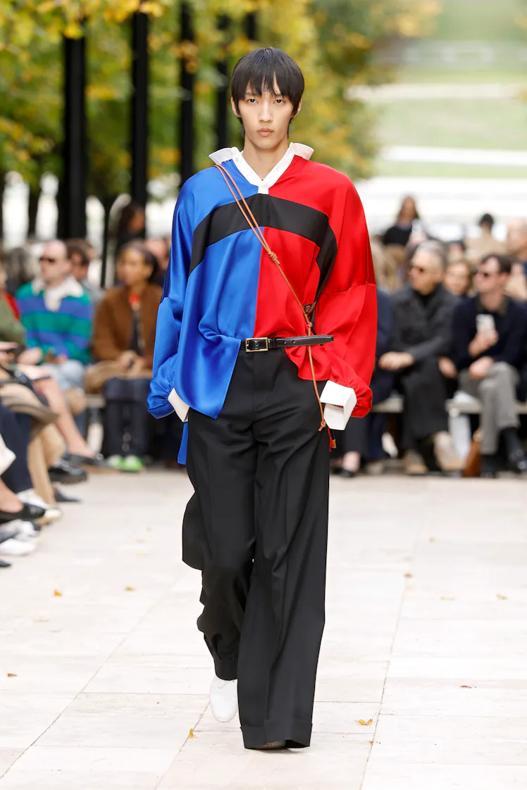 PARIS, FRANCE - OCTOBER 5: (EDITORIAL USE ONLY - For Non-Editorial use please seek approval from Fas...