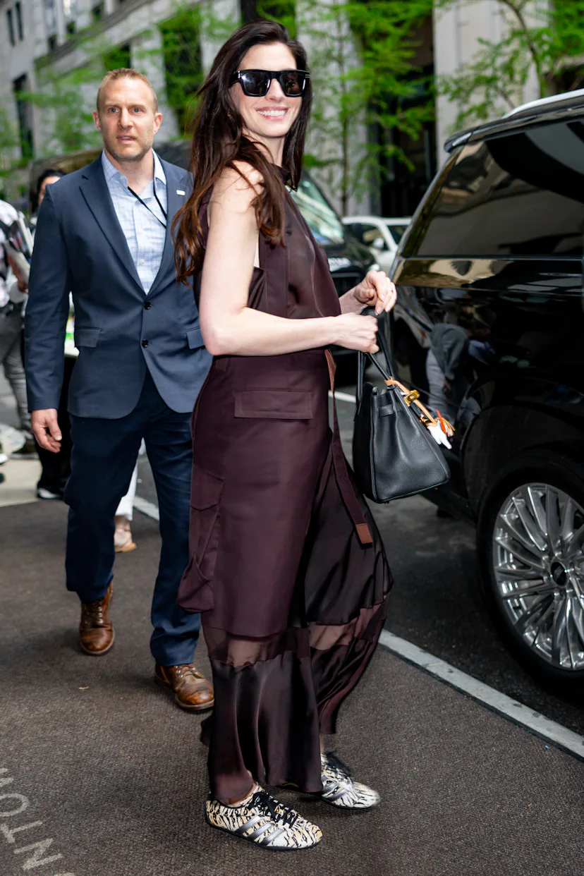 Anne Hathaway in printed sneakers