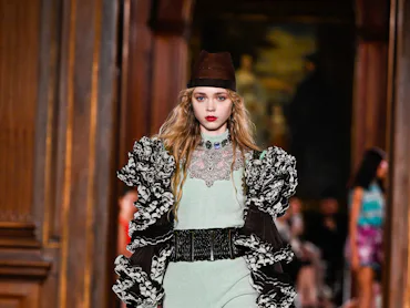 Model on the runway at the Louis Vuitton 2027 Cruise Collection Show