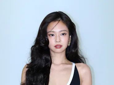 SEOUL, SOUTH KOREA - MAY 26: Chanel brand ambassador, Jennie of girl group BLACKPINK poses a photoca...