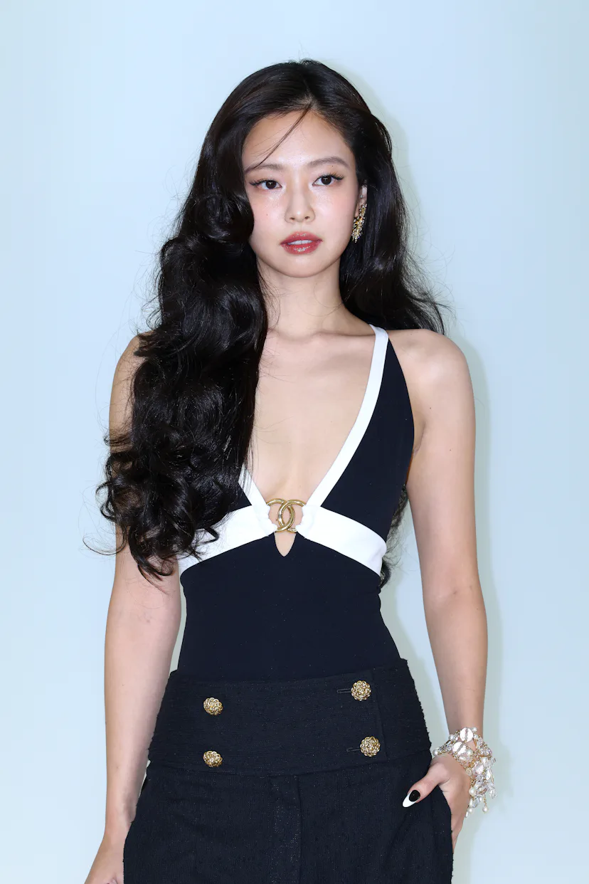 SEOUL, SOUTH KOREA - MAY 26: Chanel brand ambassador, Jennie of girl group BLACKPINK poses a photoca...