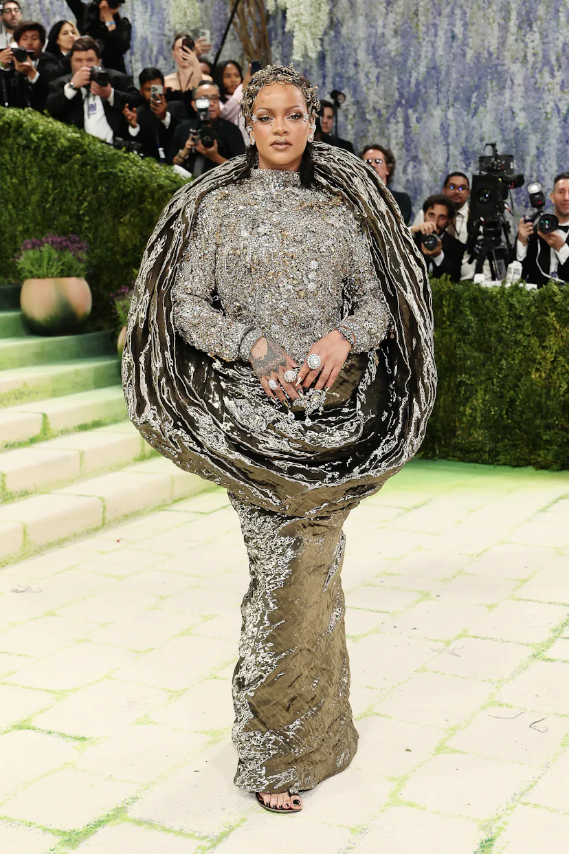 NEW YORK, NEW YORK - MAY 04: Rihanna attends the 2026 Met Gala celebrating "Costume Art" at the Metr...
