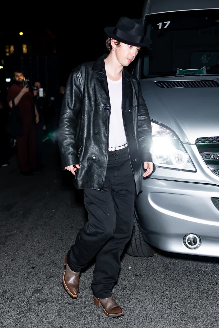 NEW YORK, NEW YORK - MAY 04: Troye Sivan is seen on the Upper East Side on May 04, 2026 in New York ...