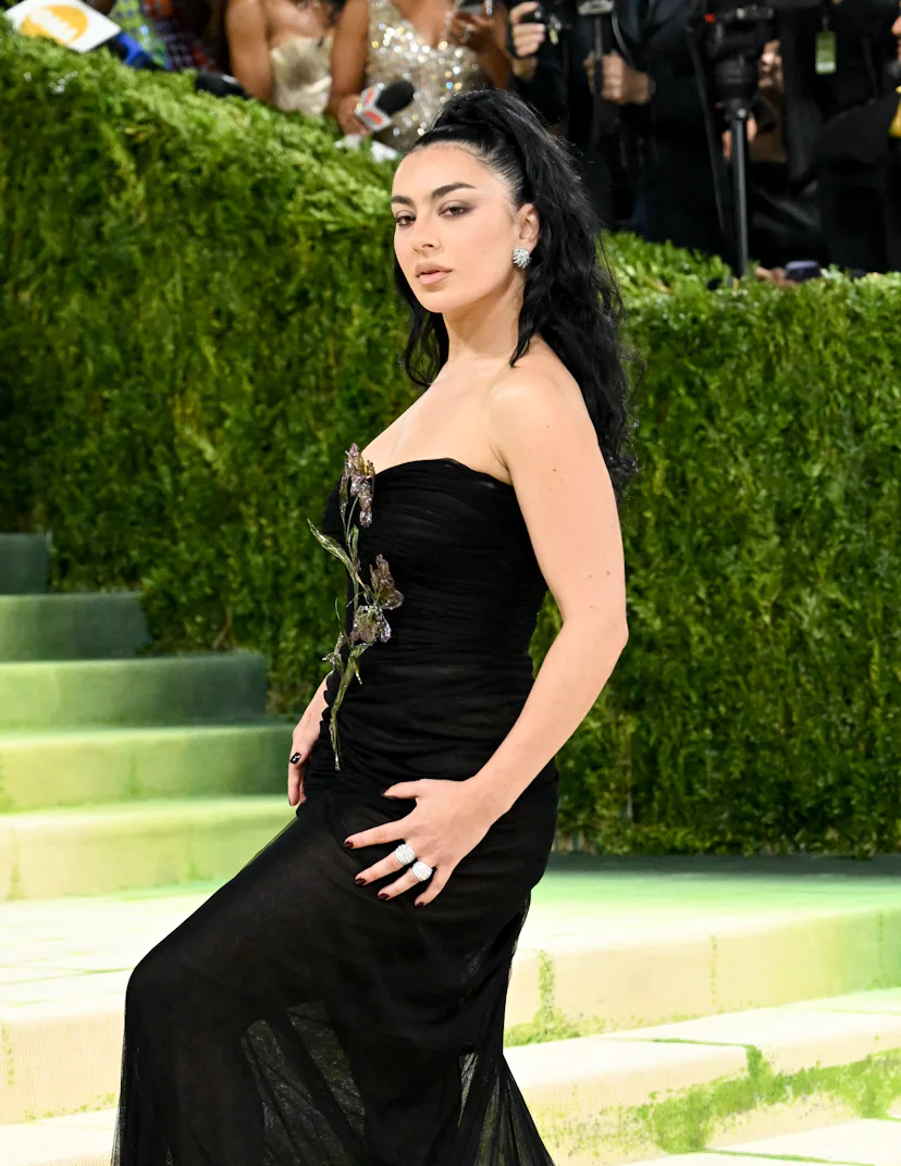 Charli xcx at The 2026 Met Gala with a long and full black ponytail