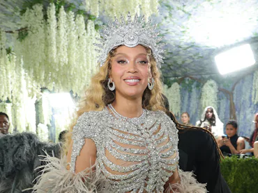 NEW YORK, NEW YORK - MAY 04: Beyoncé attends the 2026 Met Gala celebrating "Costume Art" at the Metr...