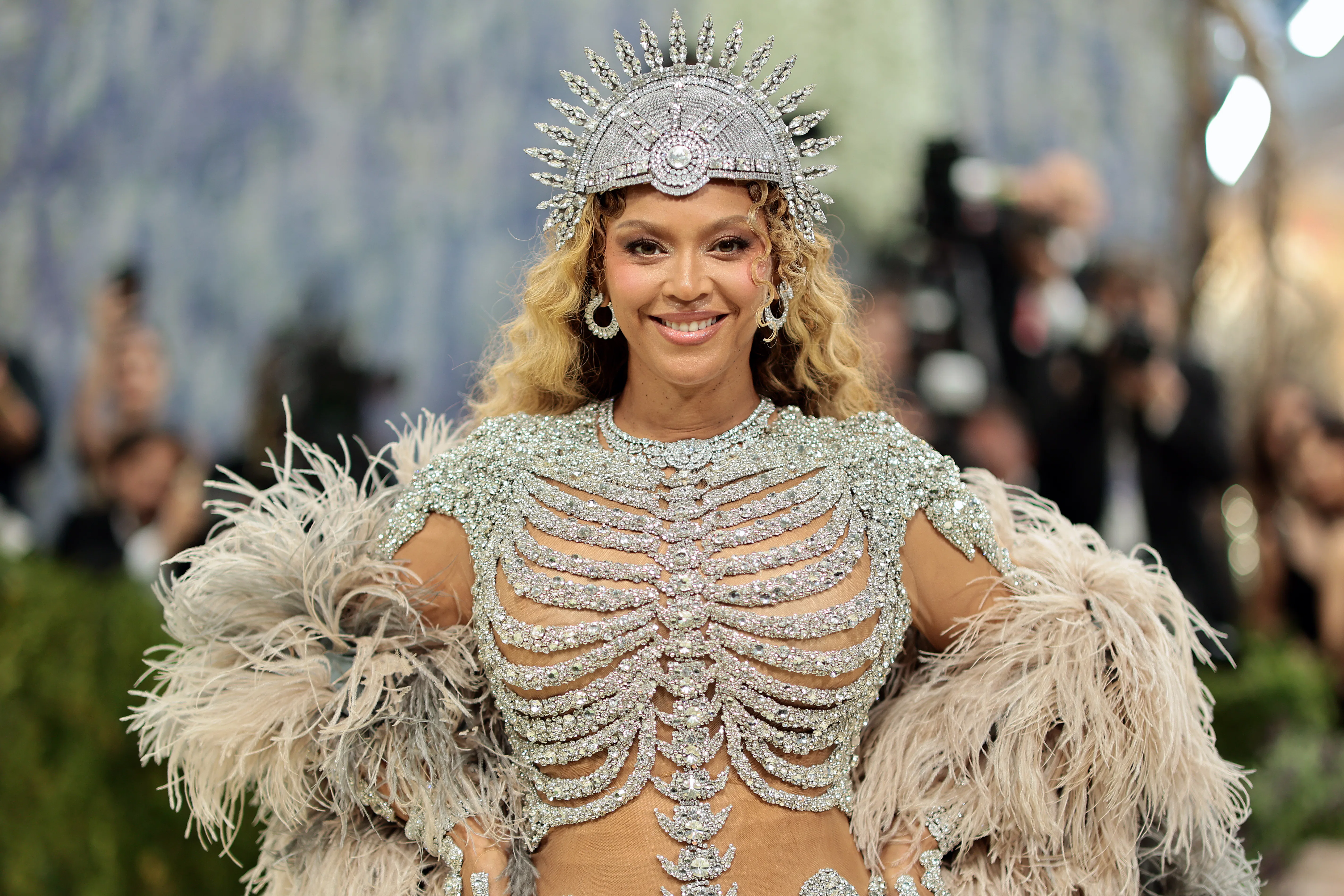 NEW YORK, NEW YORK - MAY 04: Beyoncé attends the 2026 Met Gala celebrating "Costume Art" at the Metr...