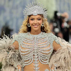 NEW YORK, NEW YORK - MAY 04: Beyoncé attends the 2026 Met Gala celebrating "Costume Art" at the Metr...