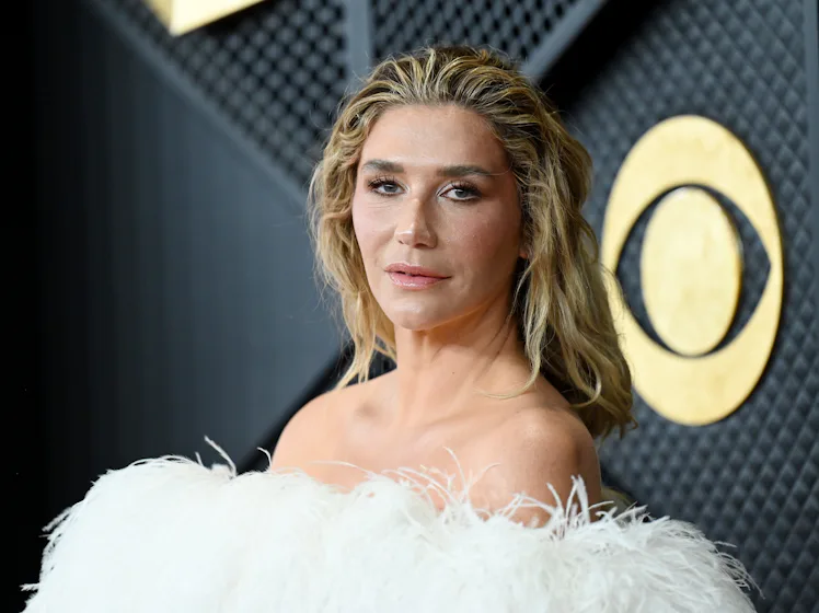 Kesha says she's celibate except when she's in Italy,