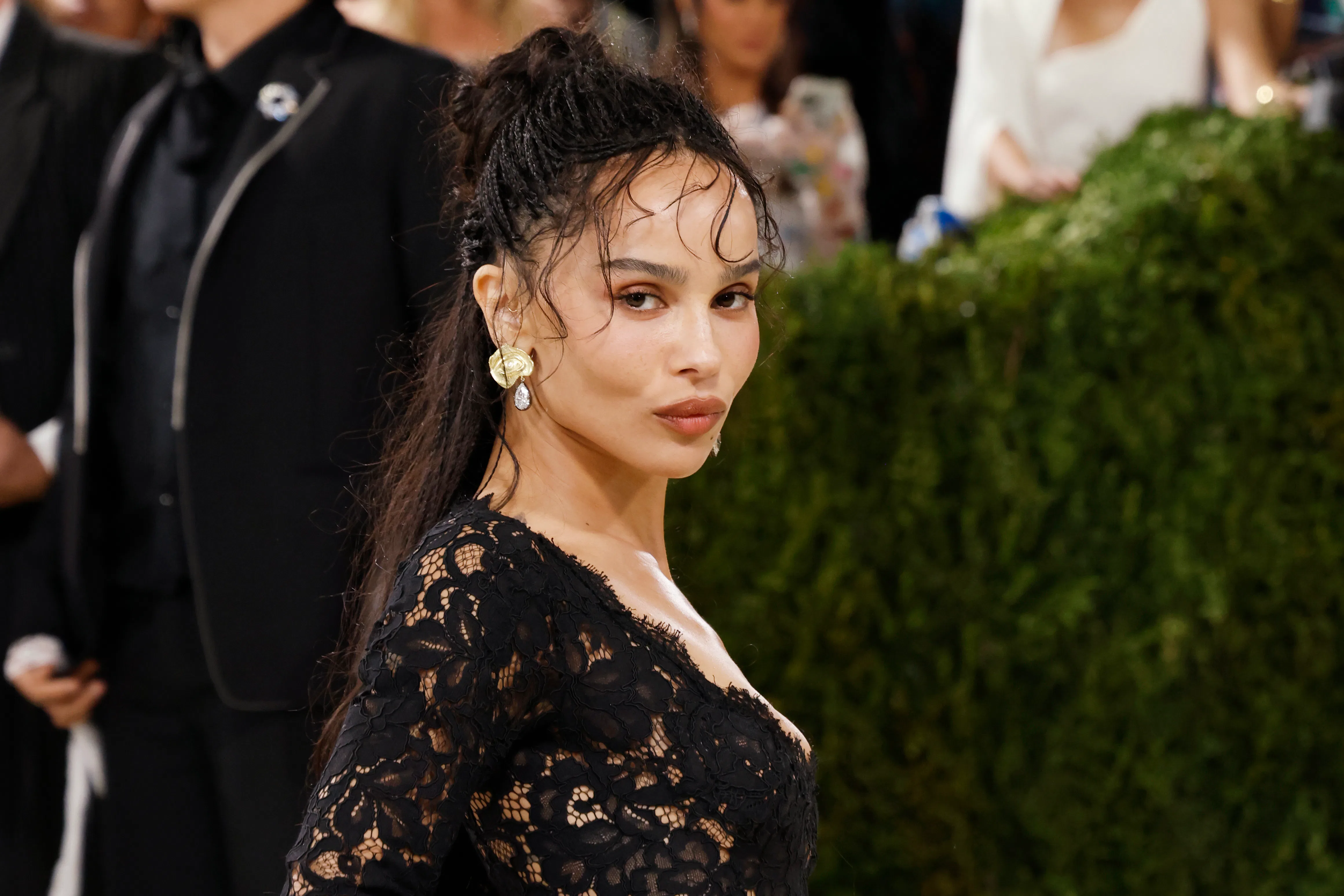 Zoë Kravitz called out Hulu's "tacky" joke using 'High Fidelity' to reference her relationship with ...