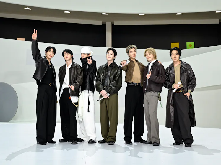 THE TONIGHT SHOW STARRING JIMMY FALLON -- Episode 2273 -- Pictured: (l-r) Jung Kook, Jin, V, Suga, R...