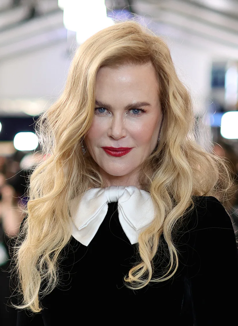 Nicole Kidman at the 28th Screen Actors Guild Awards with a brushed-out blowout