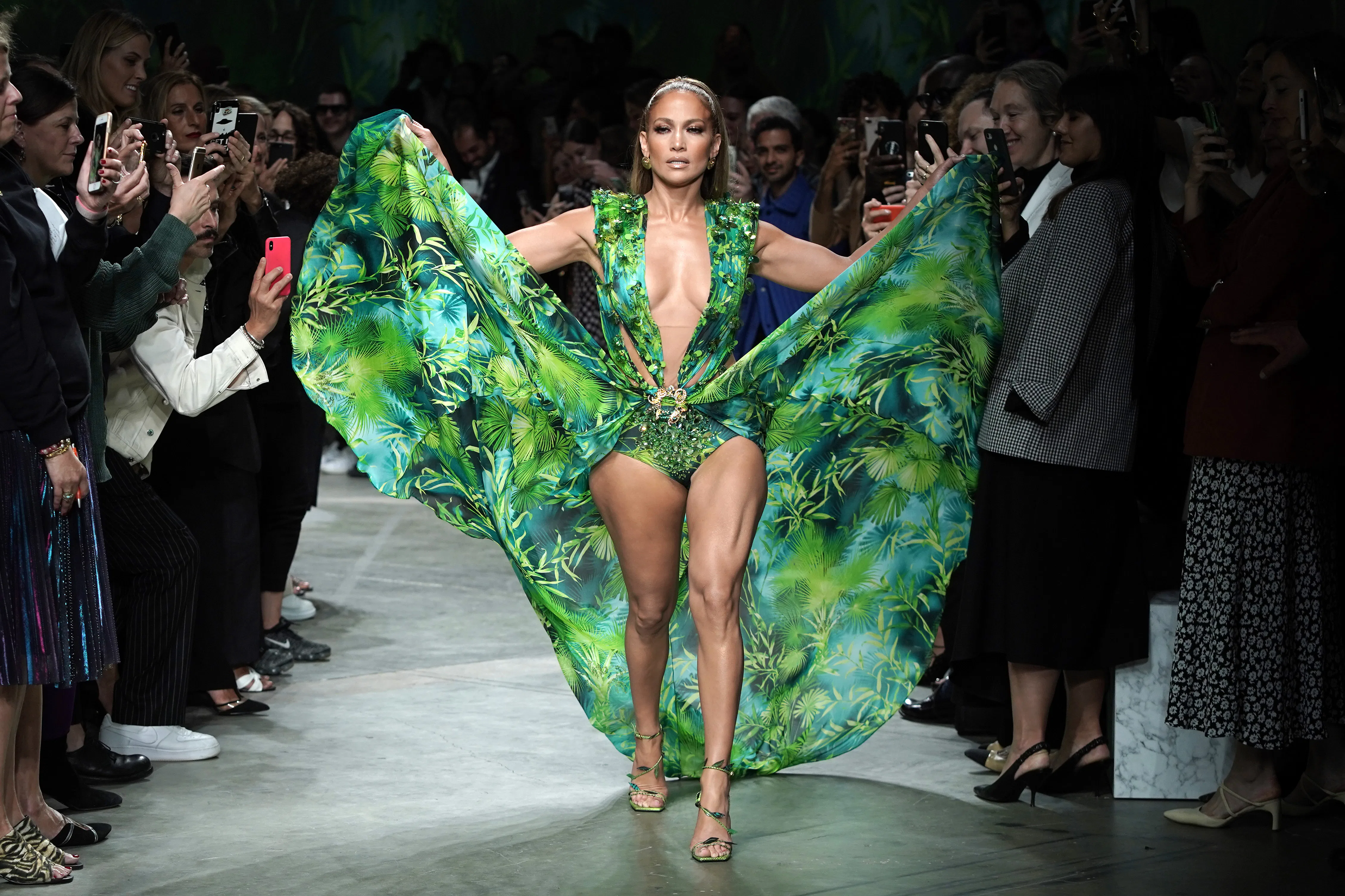 jlo in versace green dress This is still very much her color. Click the link in the comments to see  #JenniferLopez's update to her iconic green Versace dress