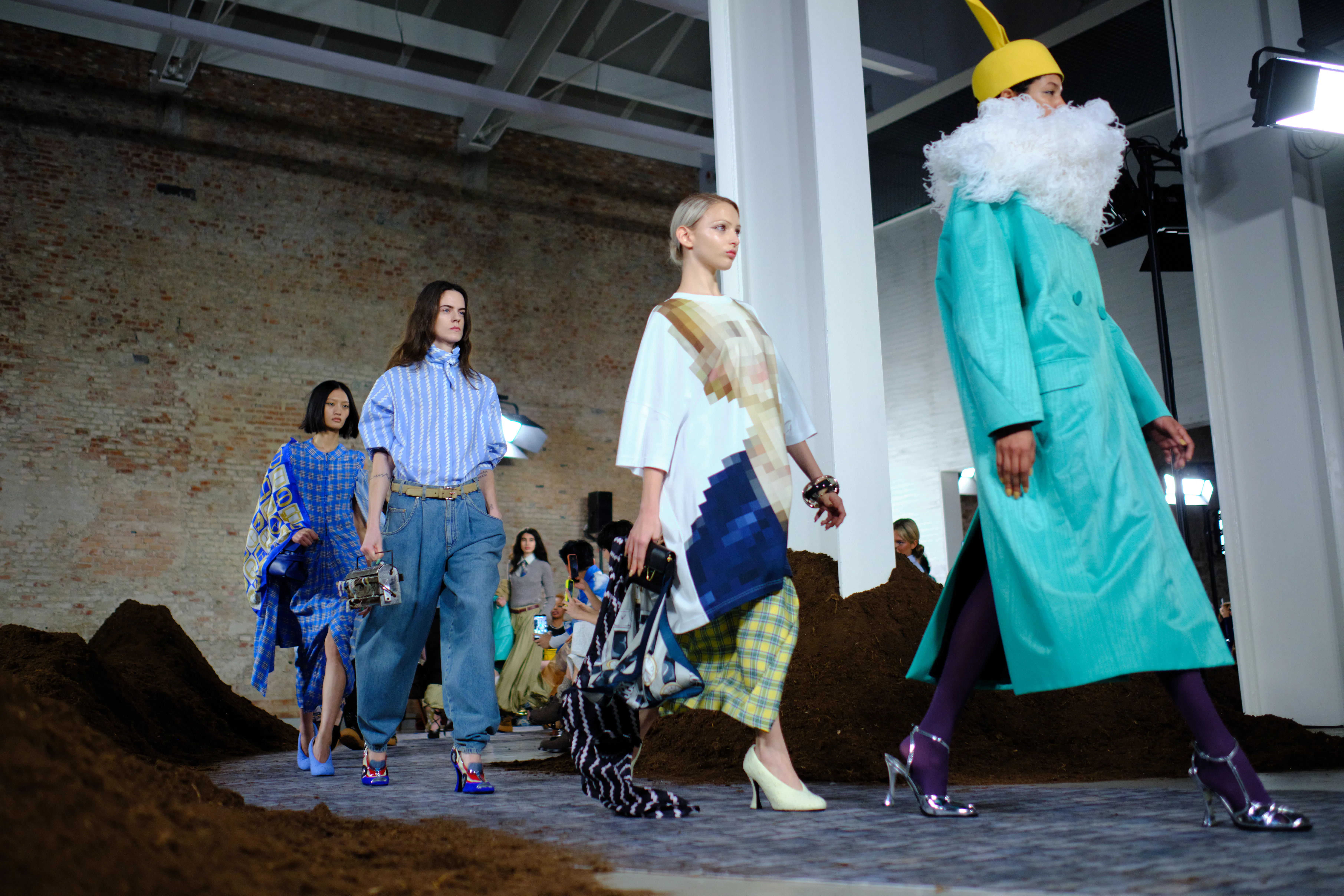 Moschino, fashion, runway, Milan Fashion Week