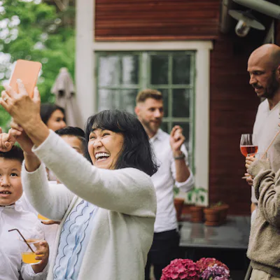 Should Grandparents Be Allowed To Post Grandkids On Social Media Without Permission?