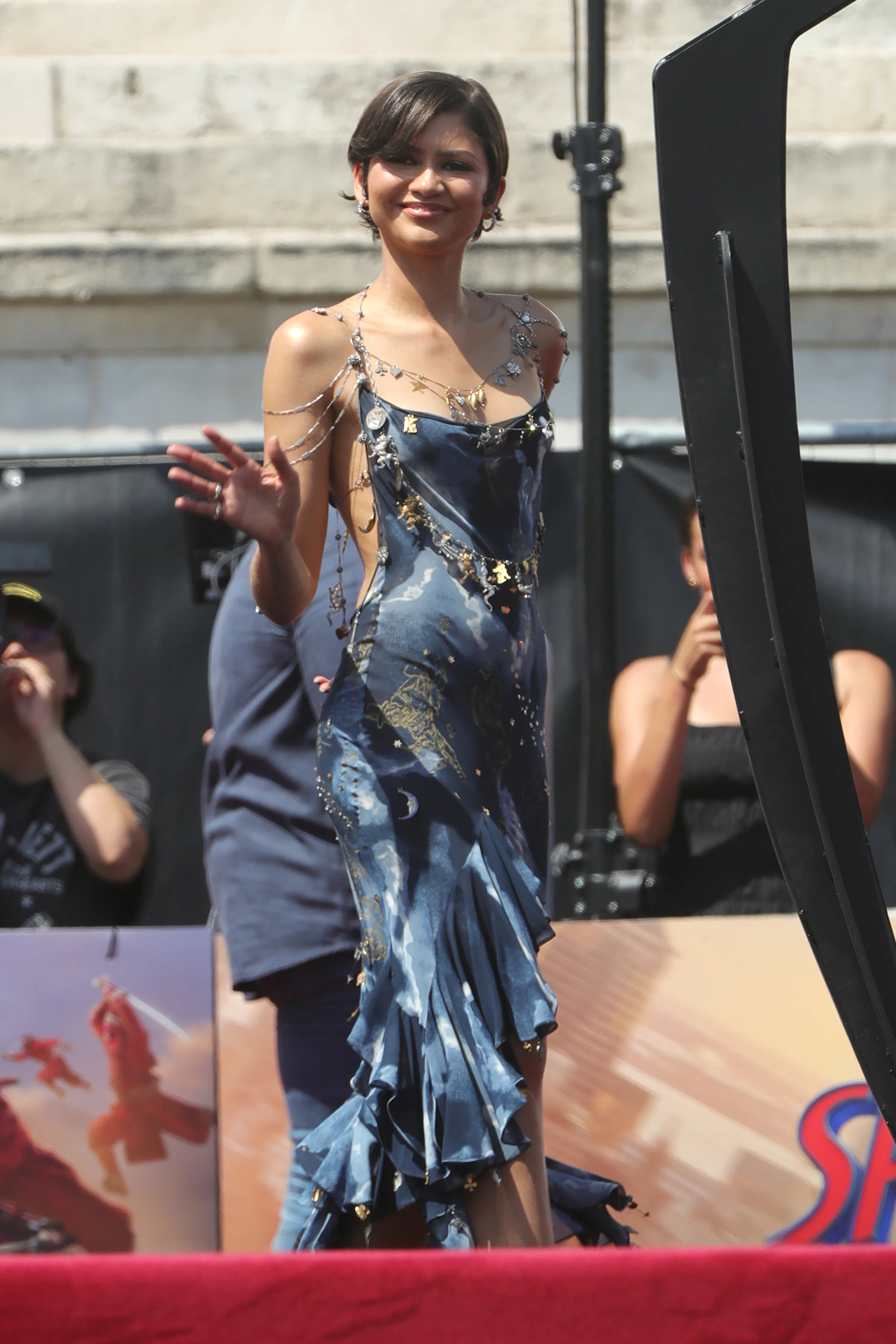 Zendaya’s '90s Celestial Spiderweb Dress Is a Gift From the Heavens