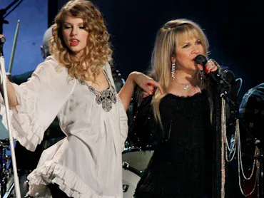 155814.CA.0131.Grammy.RCG Scenes from the Grammy show. Taylor Swift, left, and Stevie Nicks perfor...