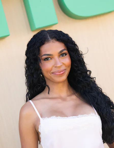'Mormon Wives' star Layla Taylor came out as bisexual, and she shared that she is now dating a woman...