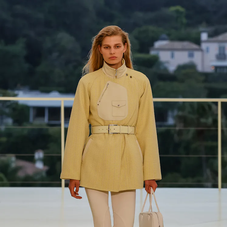 A model on the runway at the Hermès 2027 Cruise Collection Show