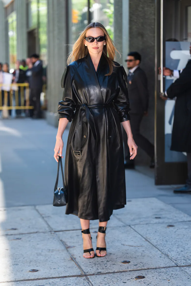 Jodie Comer Turns Heads in Sleek Leather as a Super Spy This Summer Jodie Comer Turns Heads in Sleek Leather as a Super Spy This Summer